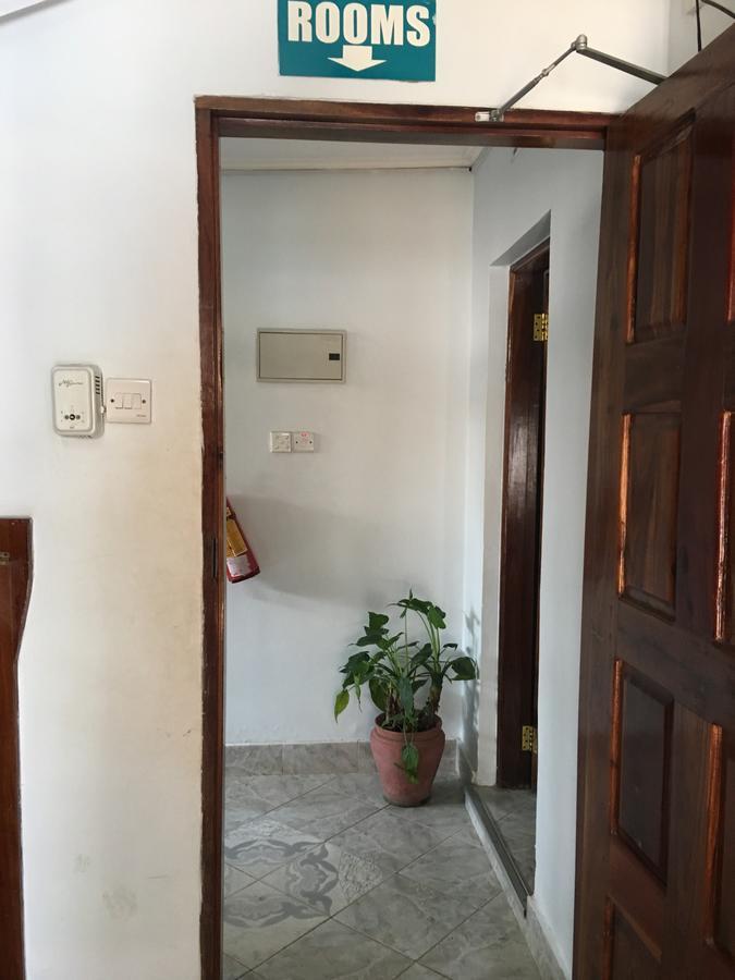 Kutetere Motel 阿鲁沙 外观 照片