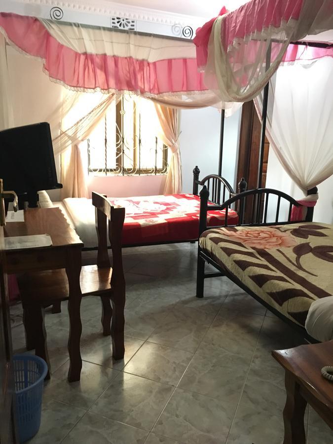 Kutetere Motel 阿鲁沙 外观 照片