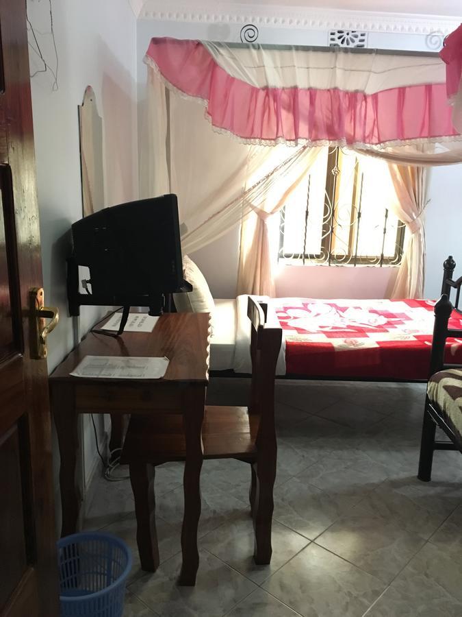 Kutetere Motel 阿鲁沙 外观 照片